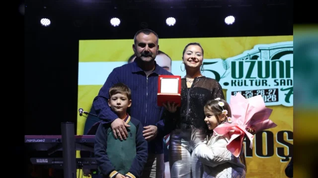 Uzunköprü Festivali Öykü Kaçar’la Sona Erdi