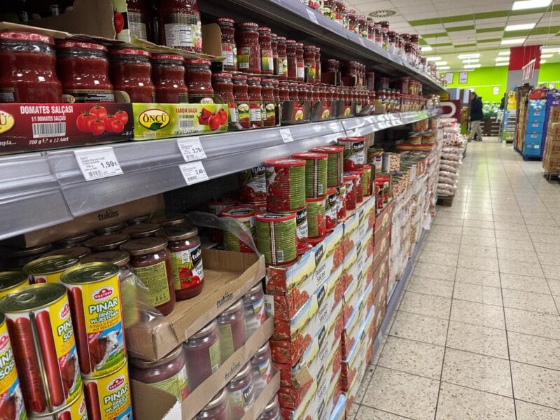 Fransa’da Türk Marketleri Neden Pahalı?