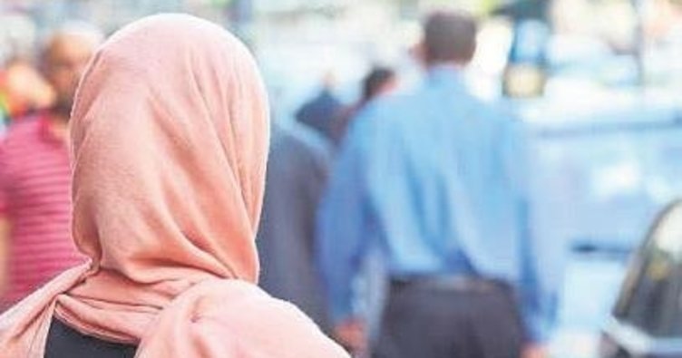 Fransızların Yüzde 60’ı Başörtüsü Yasağı İstiyor