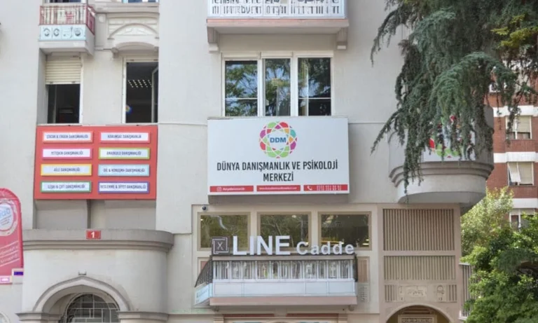 Aile Danışmanlığı İçin Psikolojik Danışmanlık Merkeziİzmir’de Nasıl Seçilir?
