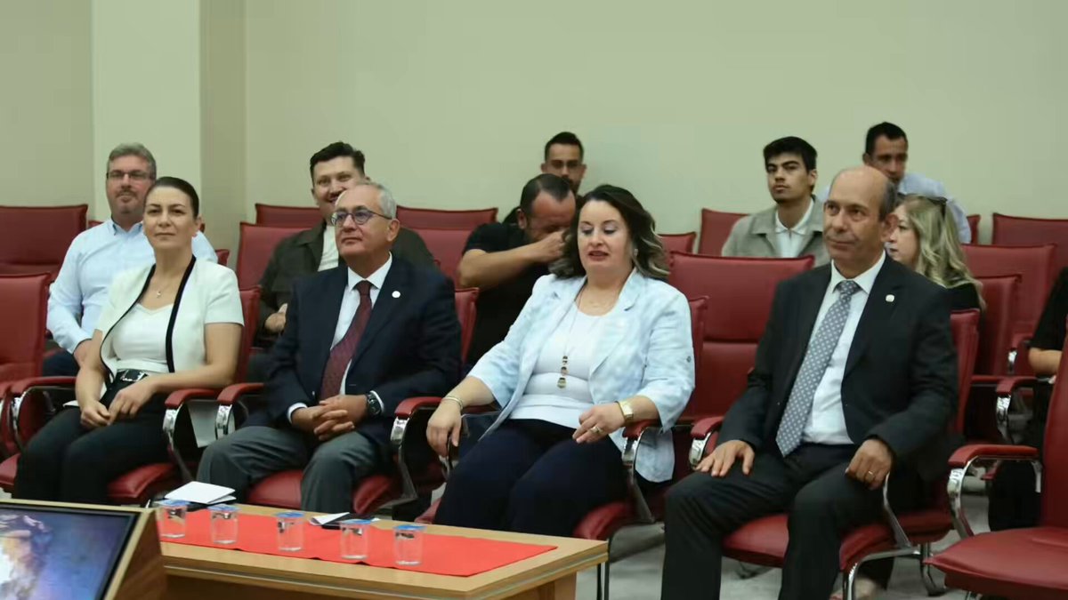Gazze’de Üniversite Öğrenimi Masaya Yatırıldı