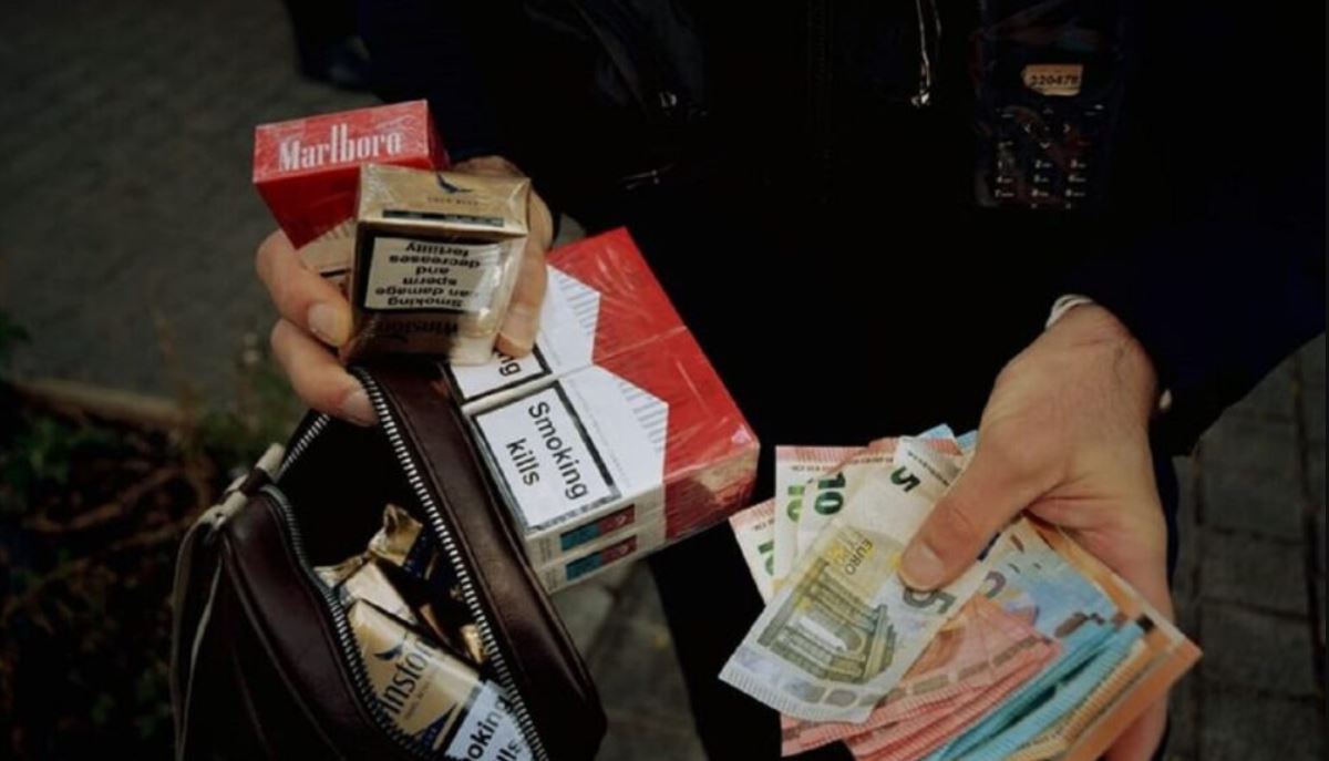 Fransa’da Tütüncülerden Kaçak Sigara Eylemi