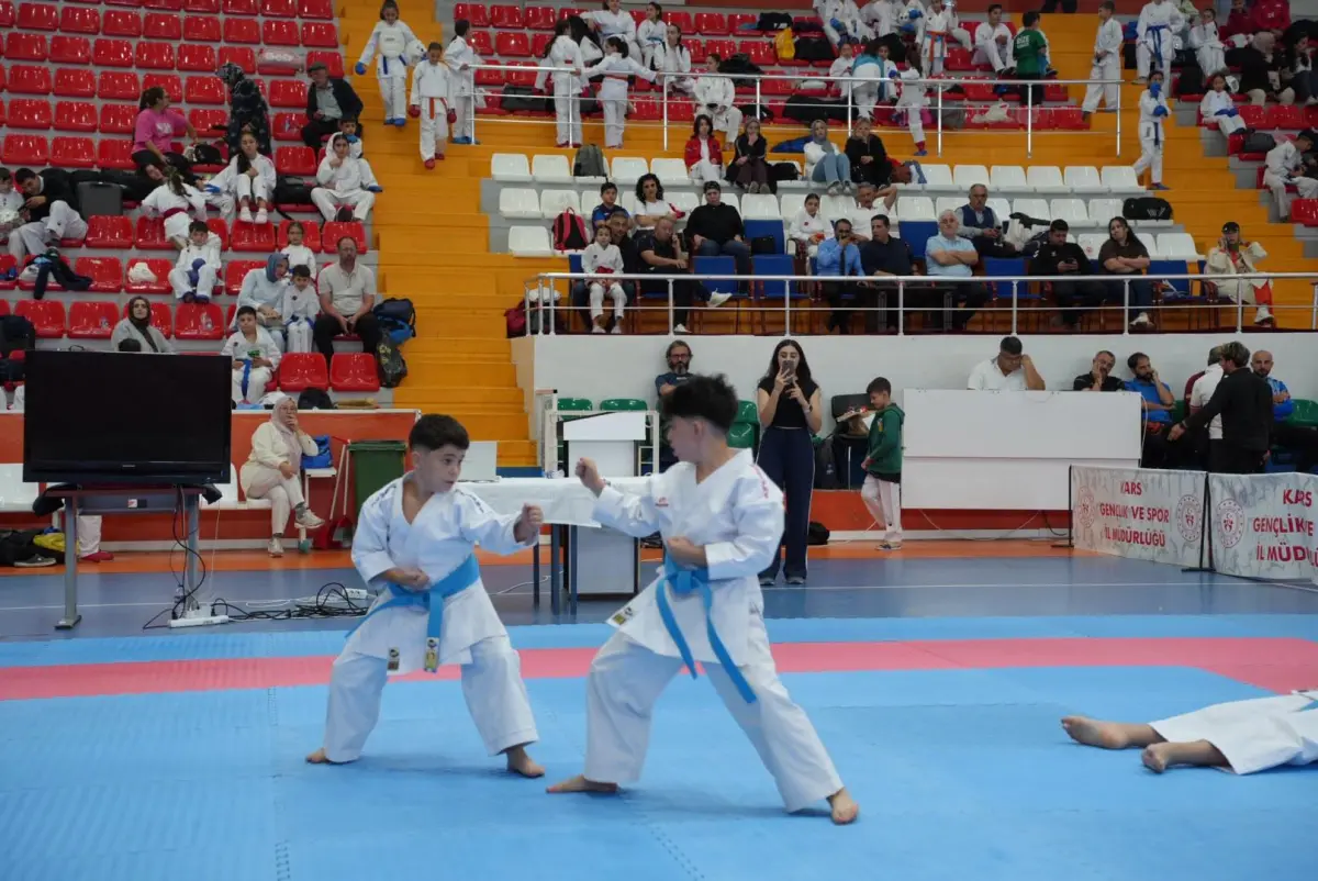 Kars’ta Karate Heyecanı Zirvede!