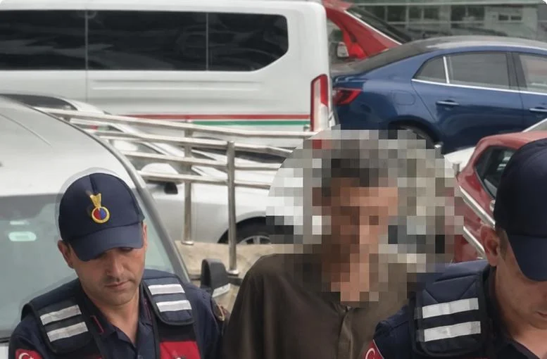 Zincirli Kızın Anne Babası Tutuklandı