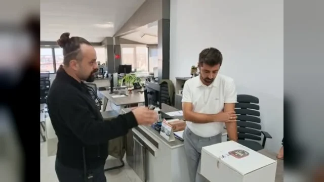 AED Cihazları Müdürlüklere Teslim Edildi