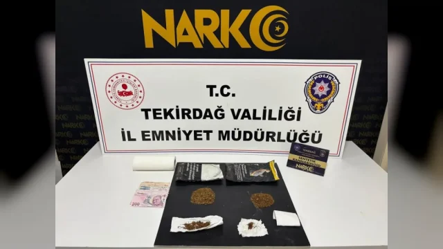 Tekirdağ uyuşturucu operasyonunda ele geçirilen uyuşturucu maddeler ve polis ekipleri