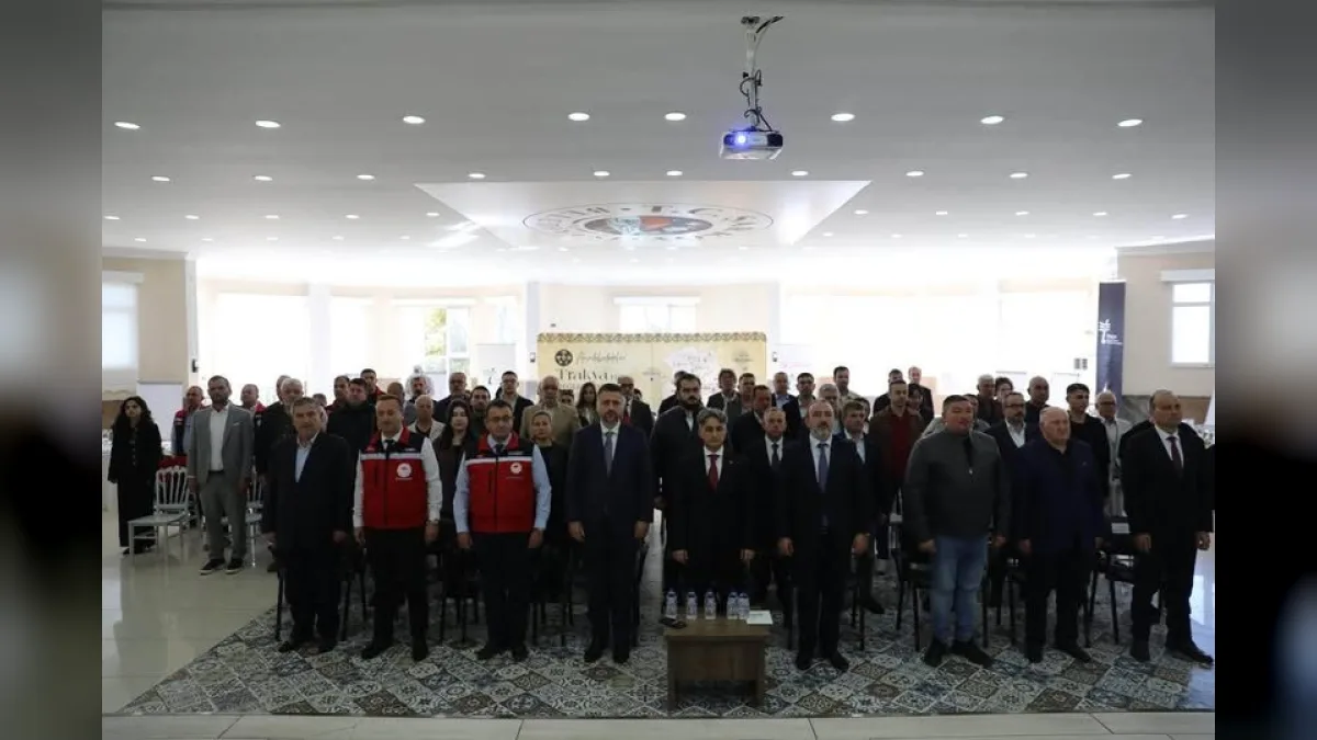 Şarköy Zeytinyağı çalıştayı katılımcıları toplantıda