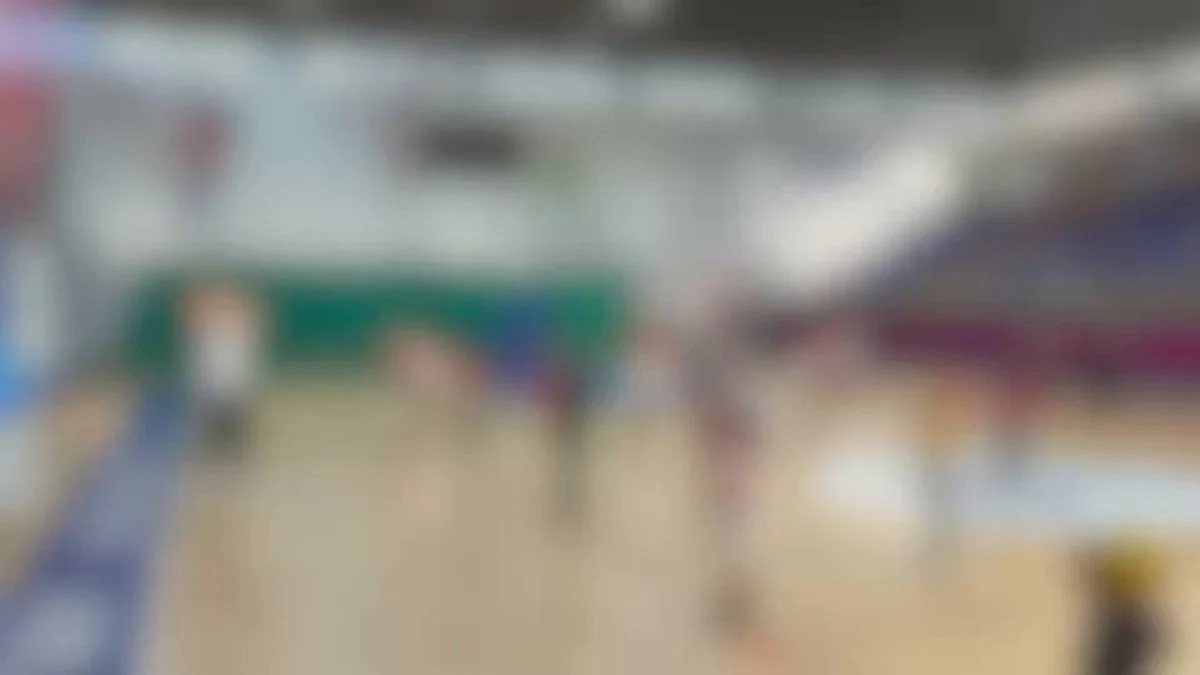 Çerkezköy Belediyesi güz dönemi spor kurslarına katılan çocuklar ve yetişkinler antrenmanda