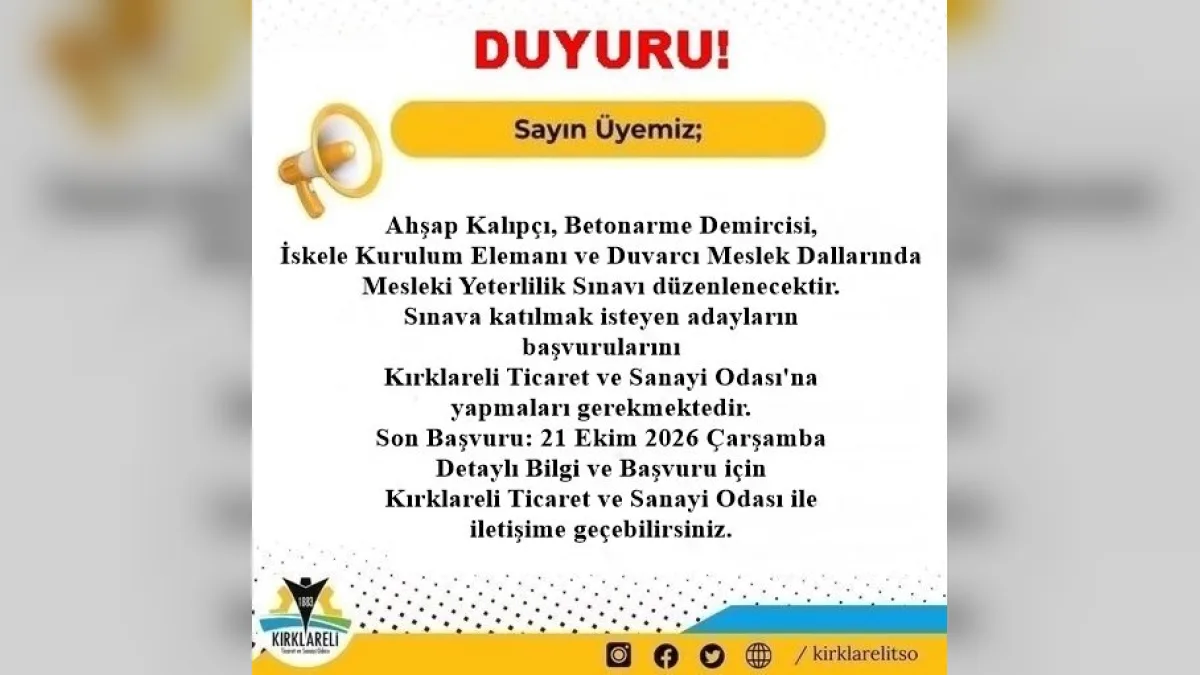 Kırklareli TSO binası önünde mesleki yeterlilik sınavı başvurusu yapan adaylar