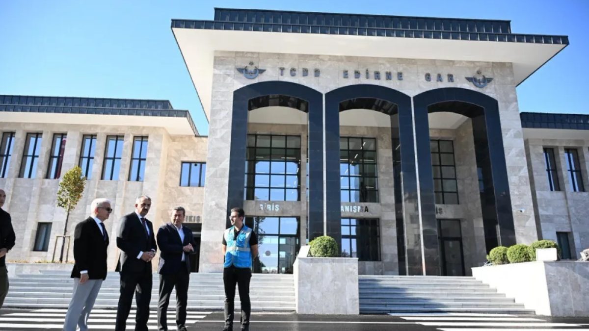 Edirne hızlı tren hattı projesi kapsamındaki yeni Edirne Gar Binası'nın dış görünümü