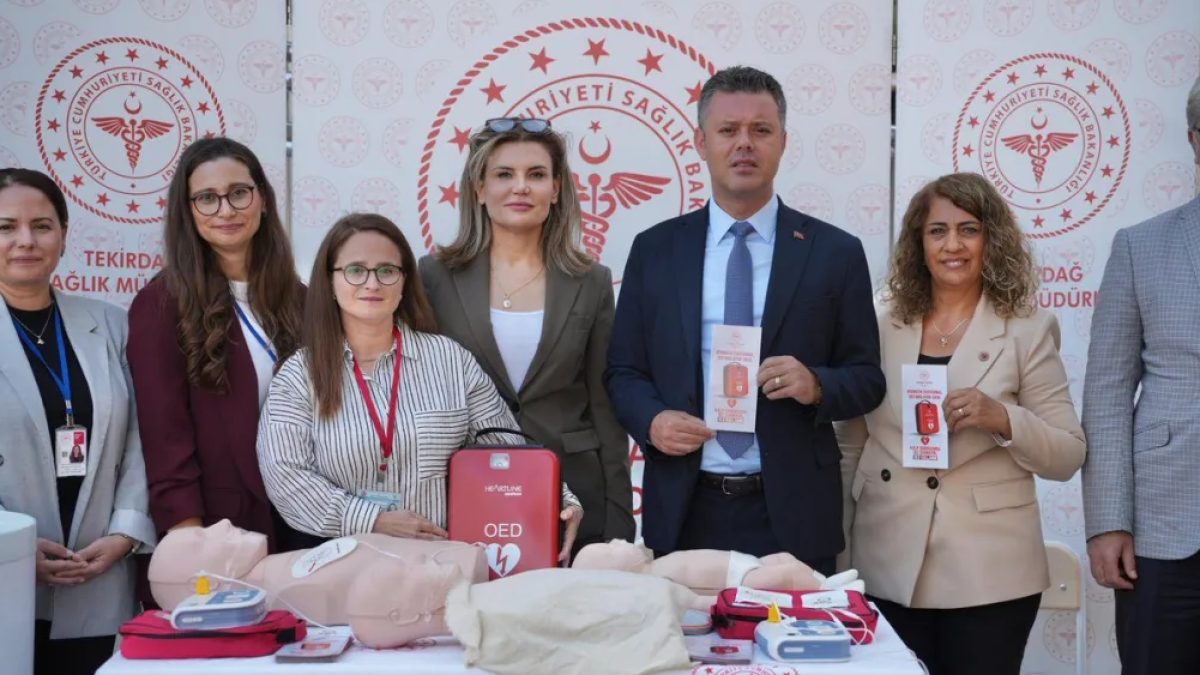 Çorlu Belediyesi önüne yerleştirilen Çorlu OED cihazı