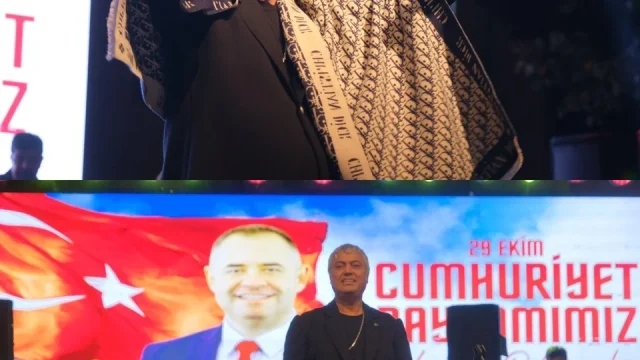 Kırklareli Cumhuriyet Konseri'nde sahnede Cengiz Kurtoğlu ve meydanı dolduran kalabalık